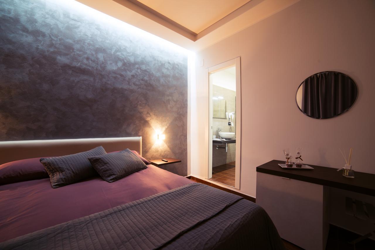 살레르노 Glam House B&B 외부 사진