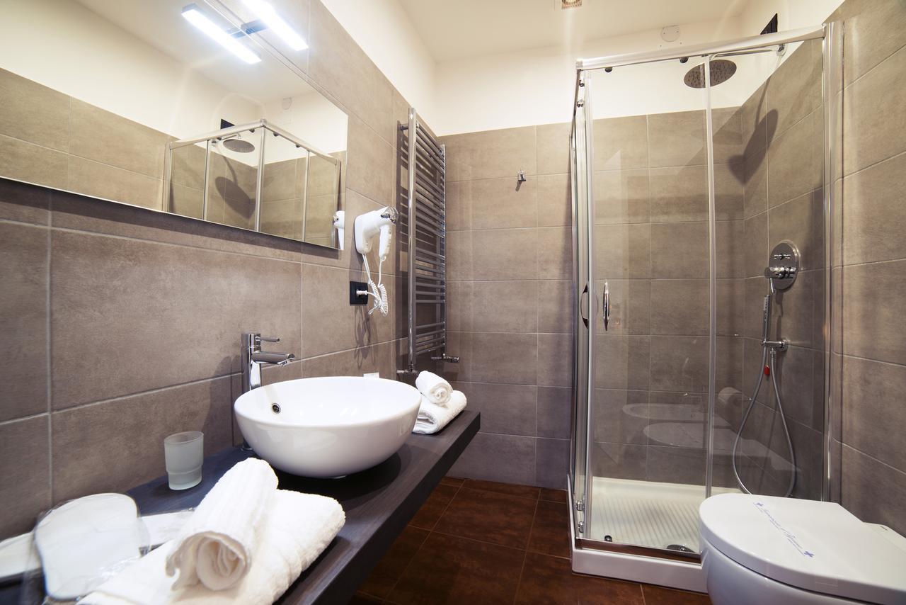살레르노 Glam House B&B 외부 사진