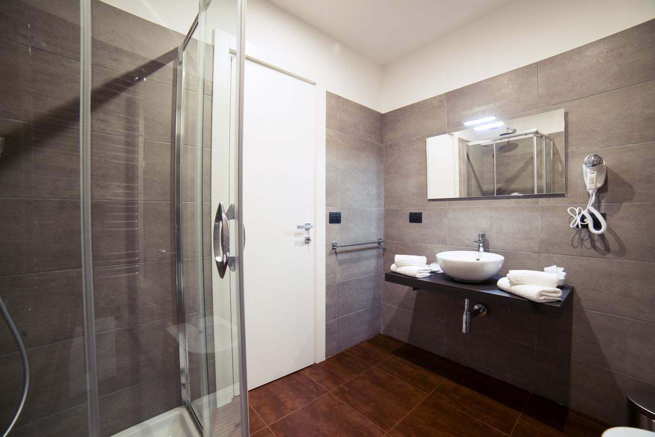 살레르노 Glam House B&B 외부 사진